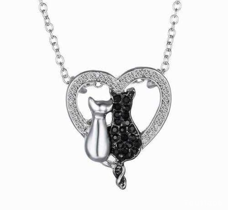 Lovely Couple Cats Heart Crystal Pendant Jewelry Women Necklace Gift