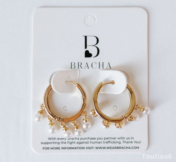 nikki pearl hoop earrings