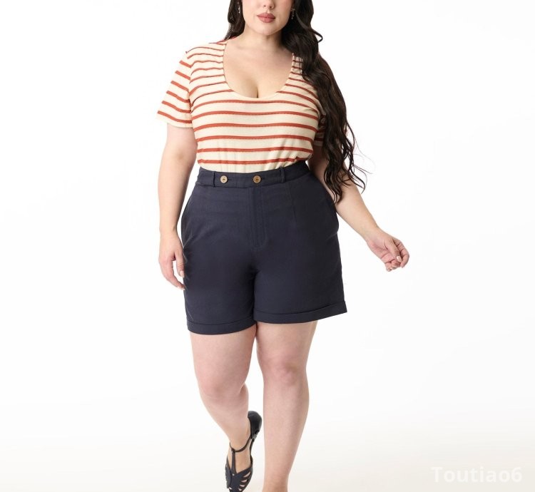 Royal Monk Plus Size 1950s Navy Blue June Shorts