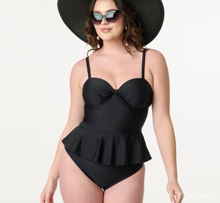 Unique Vintage Black Solana Tankini Swim Top