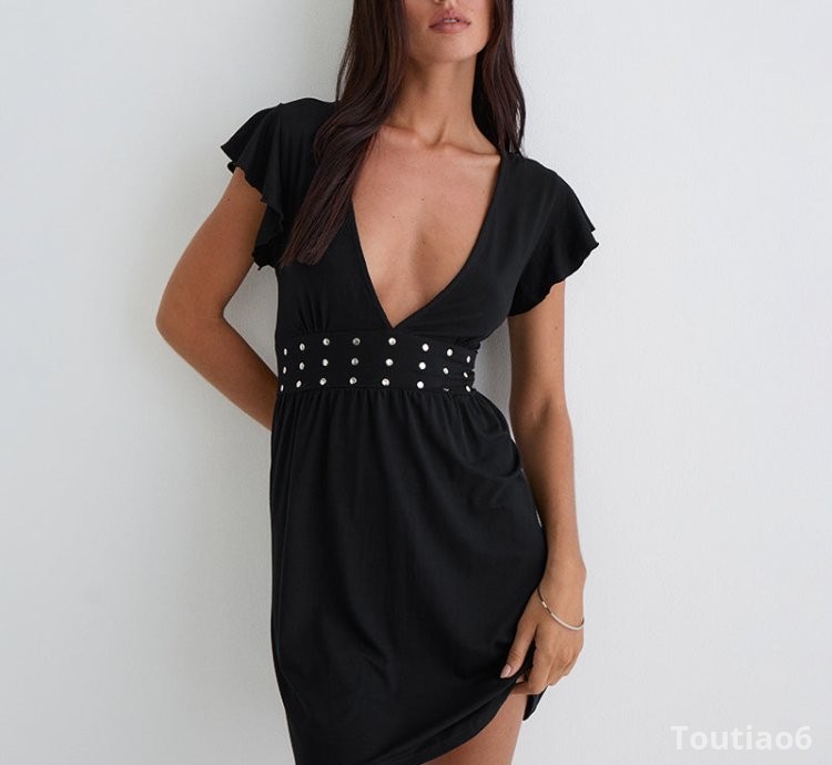 Leisoa Mini Dress in Black