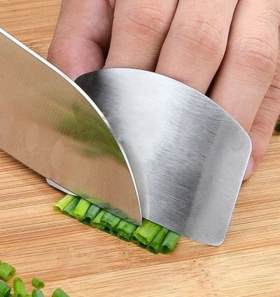 Stainless Steel Kitchen Tool Hand Finger Protector Knife Cut Slice Safe Guard